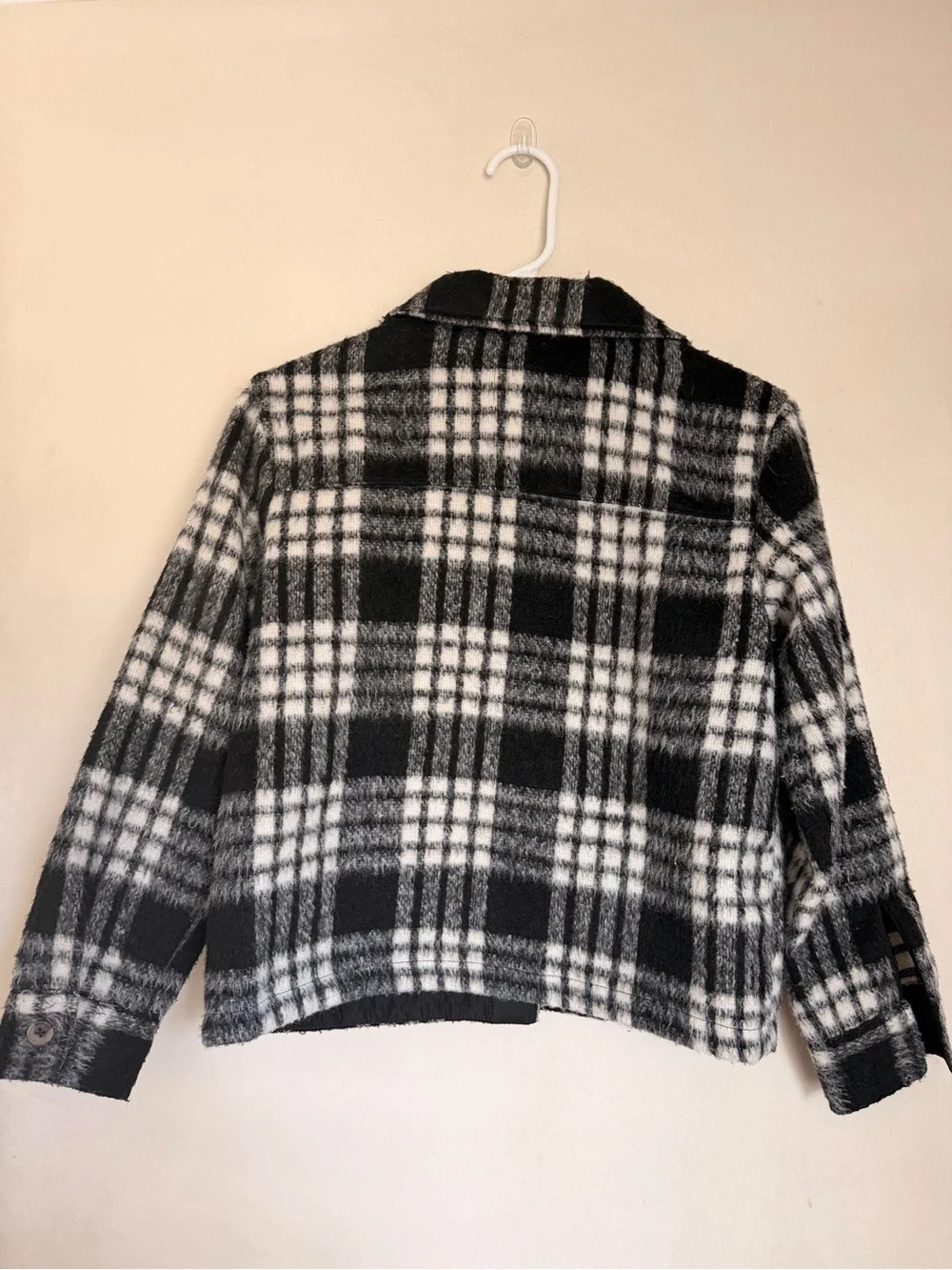 Cat & Jack Black and White Plaid Button-Up Shacket
